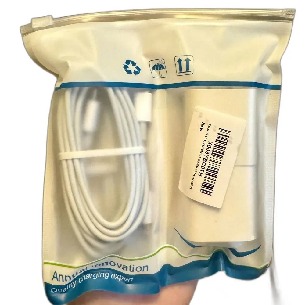 5/$25 USB-C to Lightning 2-Pack Cord & Socket Plug Bundle NWT NIP